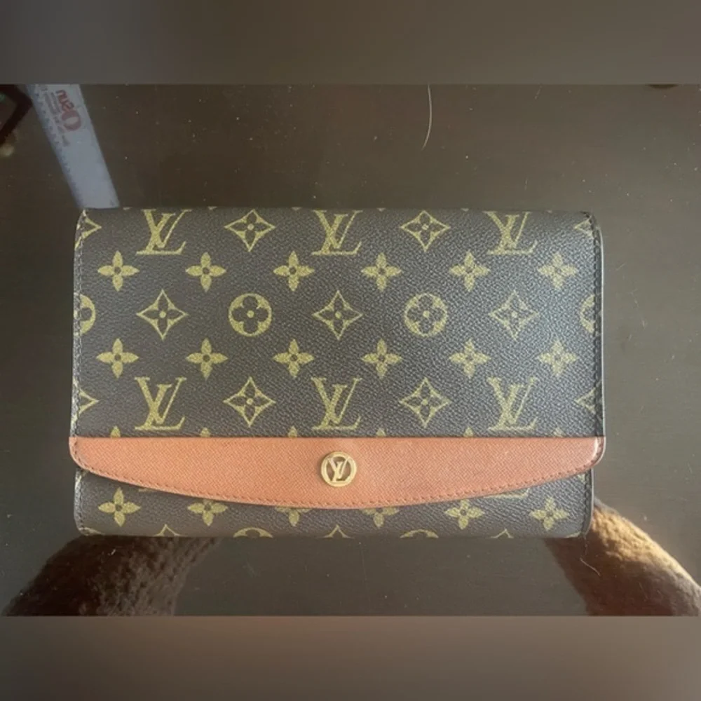 Vintage Louis‎ Vuitton Bordeaux Clutch / Crossbody